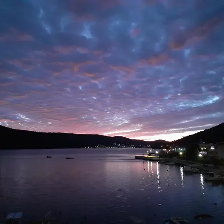 Sea View Sunrise Poljica & Blue Lagoon Rent A Boat * Poljica (Trogir)