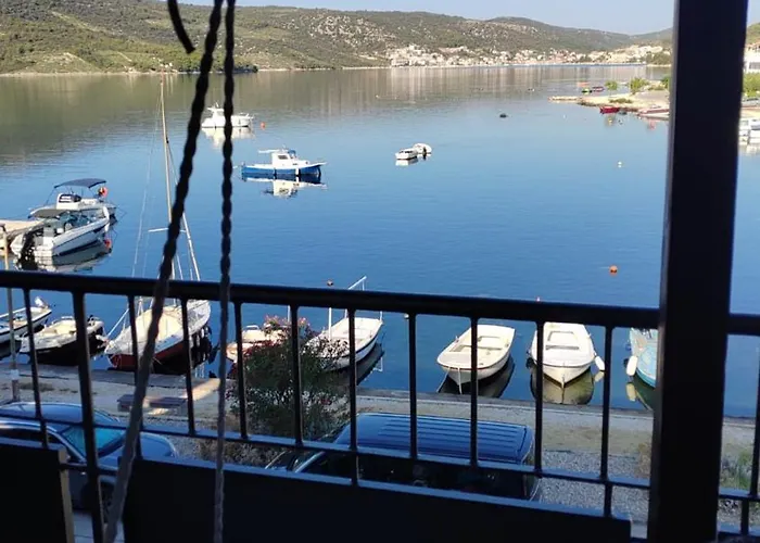 Sea View Sunrise & Blue Lagoon Rent A Boat Apartman *